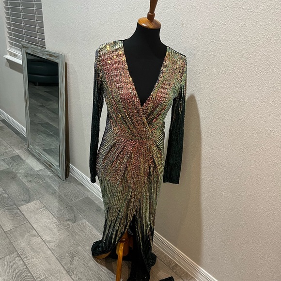 V Neck Maxi Sequin Multicolored Evening Dress - Picture 7 of 8